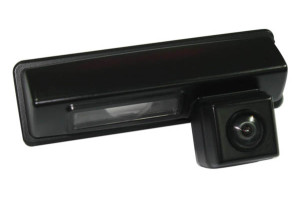 Mitsubishi Grandis aftermarket backup reversing 