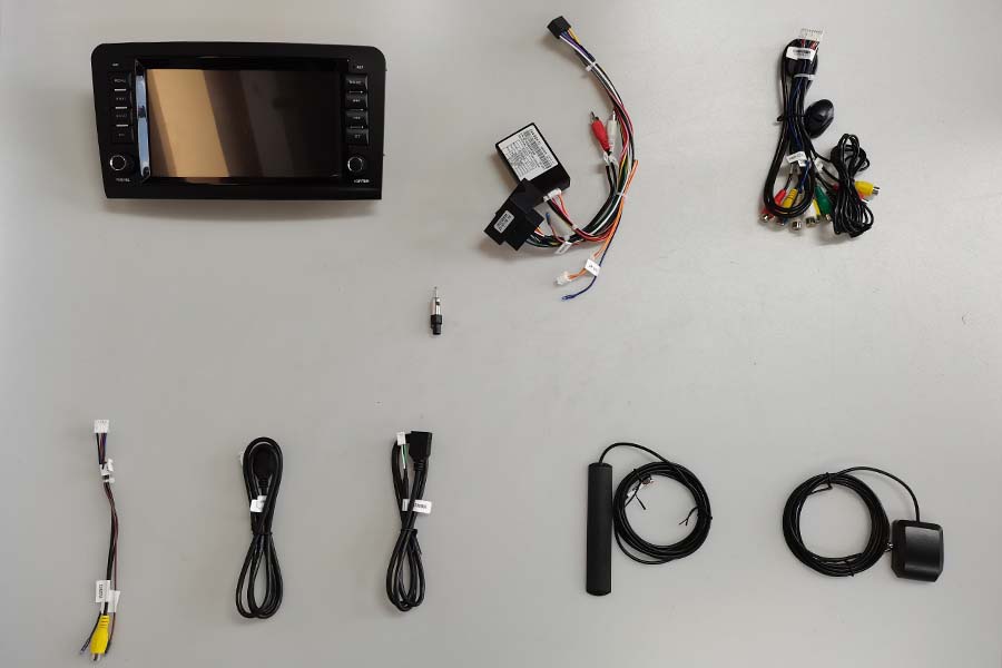 Mercedes-Benz GL-X164/ML-W164 Aftermarket Radio Upgrade Mercedes-Benz GL-X164/ML-W164 Aftermarket Radio Upgrade